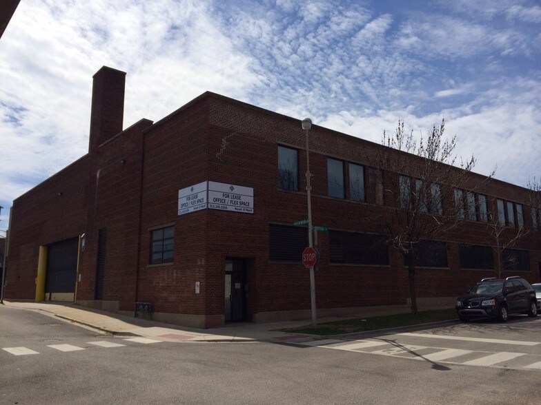 More Photos Of 1801 W Berteau Ave, Chicago Warehouse For Lease