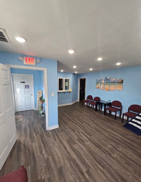 More Photos Of 1444 S A St, Elwood Freestanding For Sale
