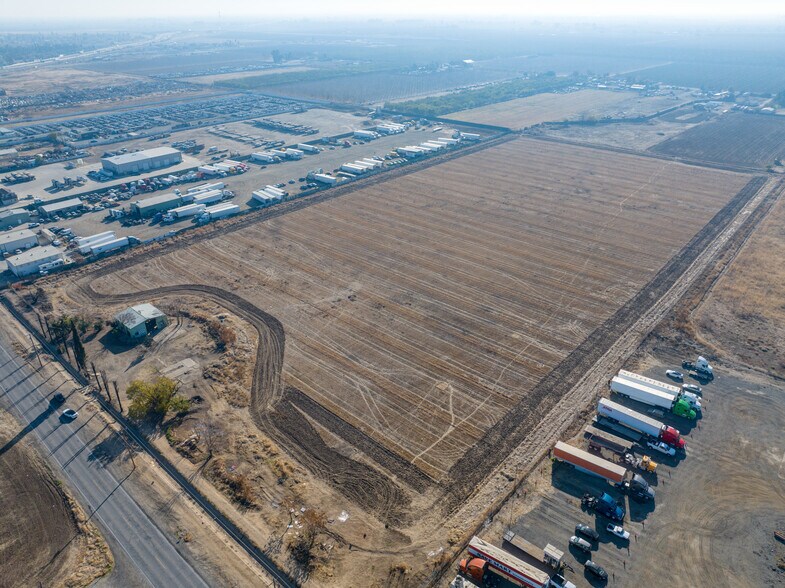 More Photos Of 864 E Childs Ave, Merced Warehouse For Sale