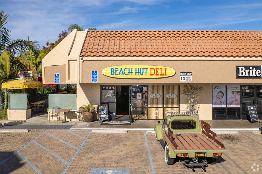 More Photos Of 488 E 17th St, Costa Mesa Restaurant For Lease