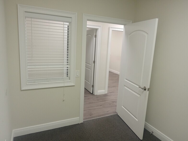 More Photos Of 601 N Congress Ave, Delray Beach Office For Sale