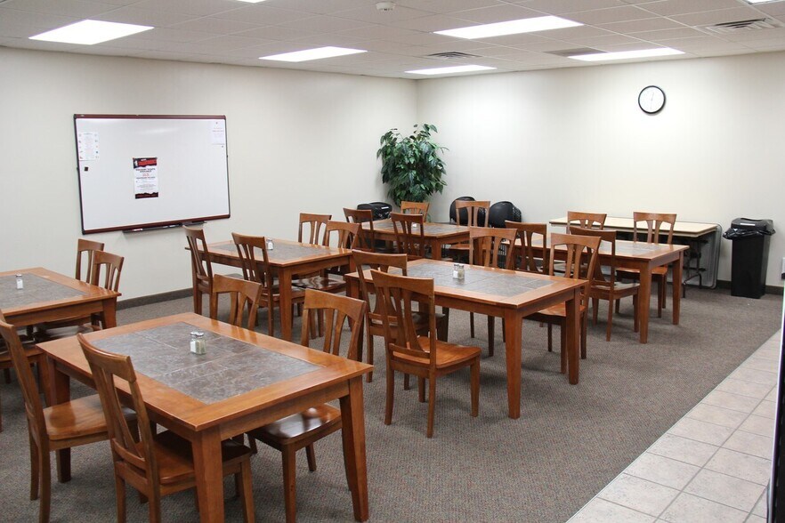 More Photos Of 1275 S 1600 W, Orem Light Manufacturing For Lease