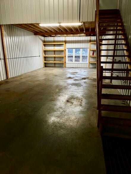 More Photos Of 6560 Anthony Dr, Victor Light Manufacturing For Lease