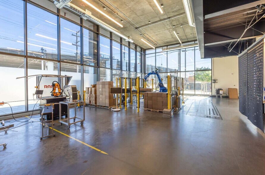 More Photos Of 100 Hooper St, San Francisco Unknown For Lease