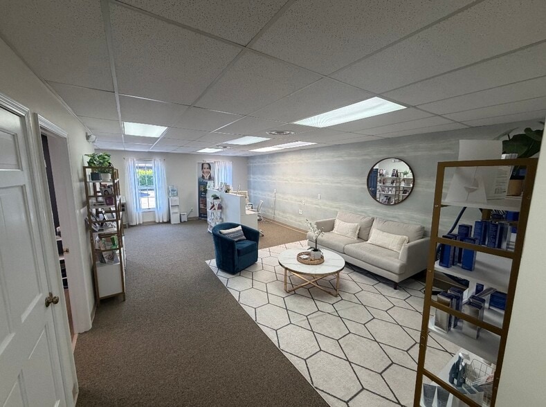 More Photos Of 33399 Walker Rd, Avon Lake Office For Lease