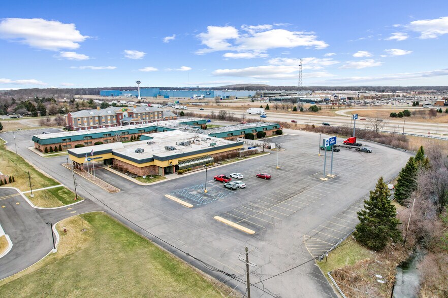 More Photos Of 21700 West Rd, Woodhaven Hotel For Sale