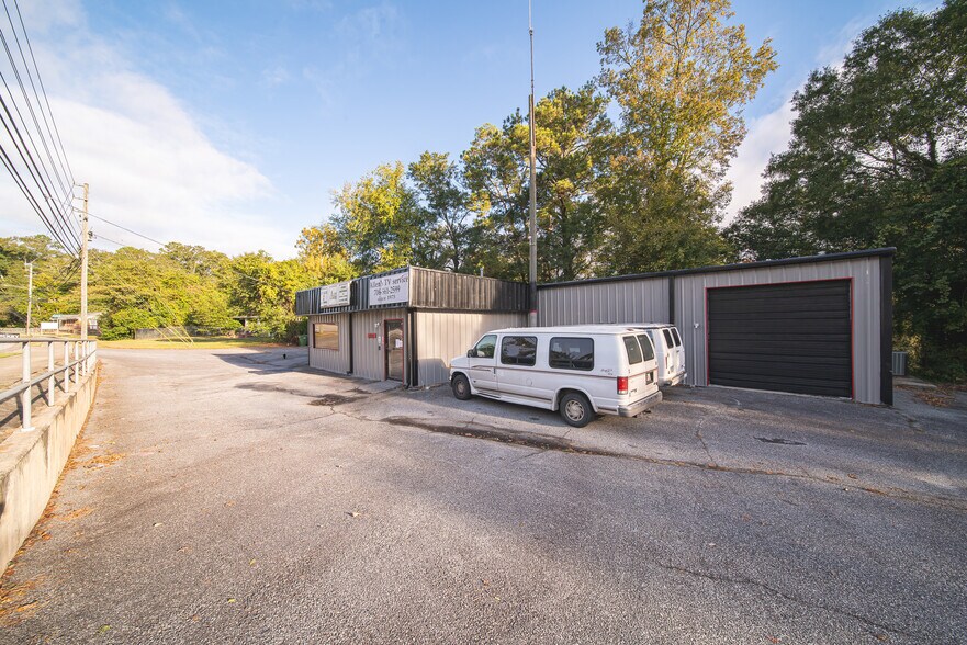 More Photos Of 5251 Buena Vista Rd, Columbus Light Distribution For Sale