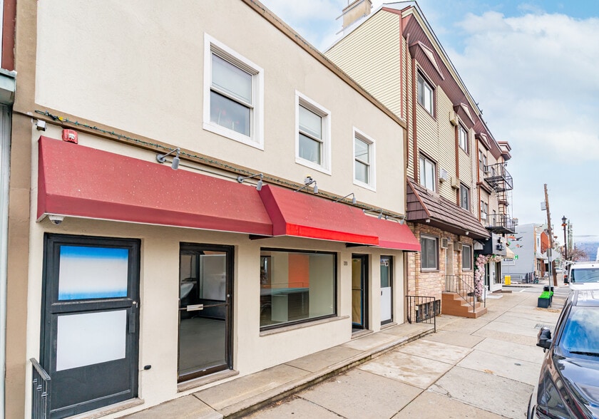 More Photos Of 128 Wilson Ave, Newark Office For Lease