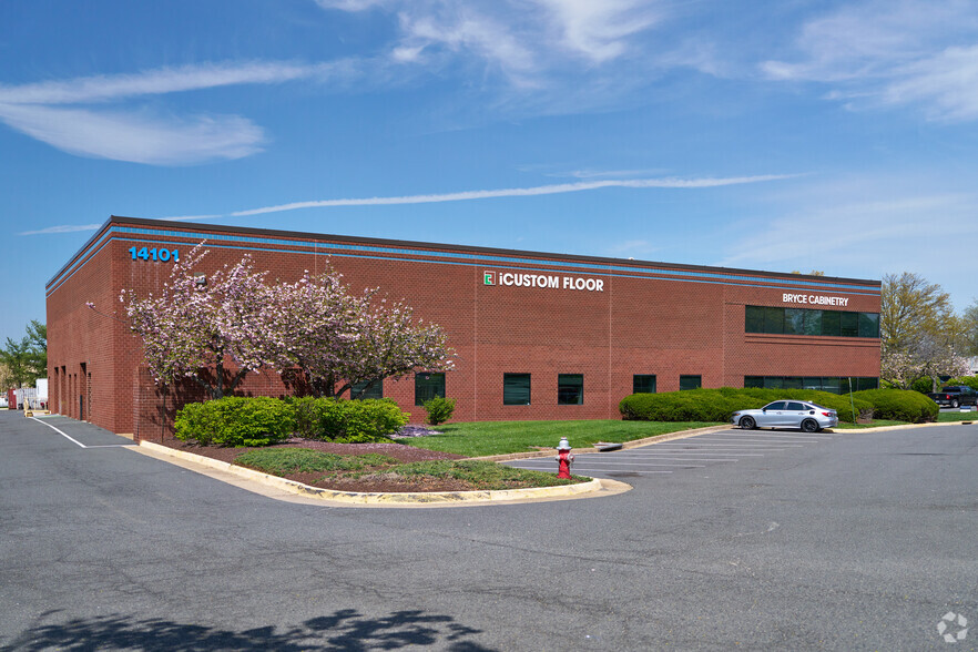 More Photos Of 14101 Sullyfield Cir, Chantilly Warehouse For Lease