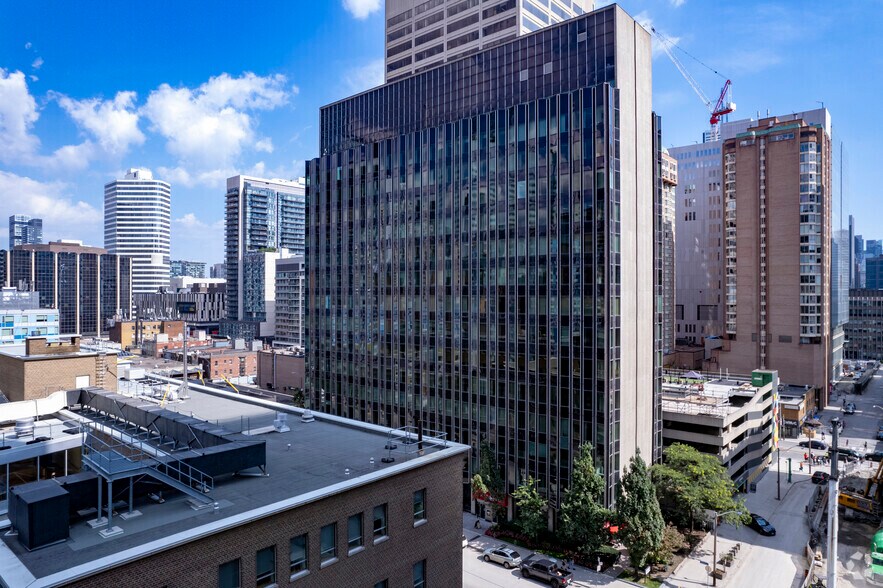 More Photos Of 123 Edward St, Toronto Medical For Lease