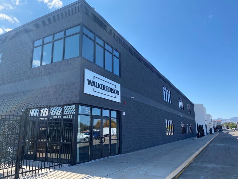 More Photos Of 1553 W 9000 S, West Jordan Department Store For Sale