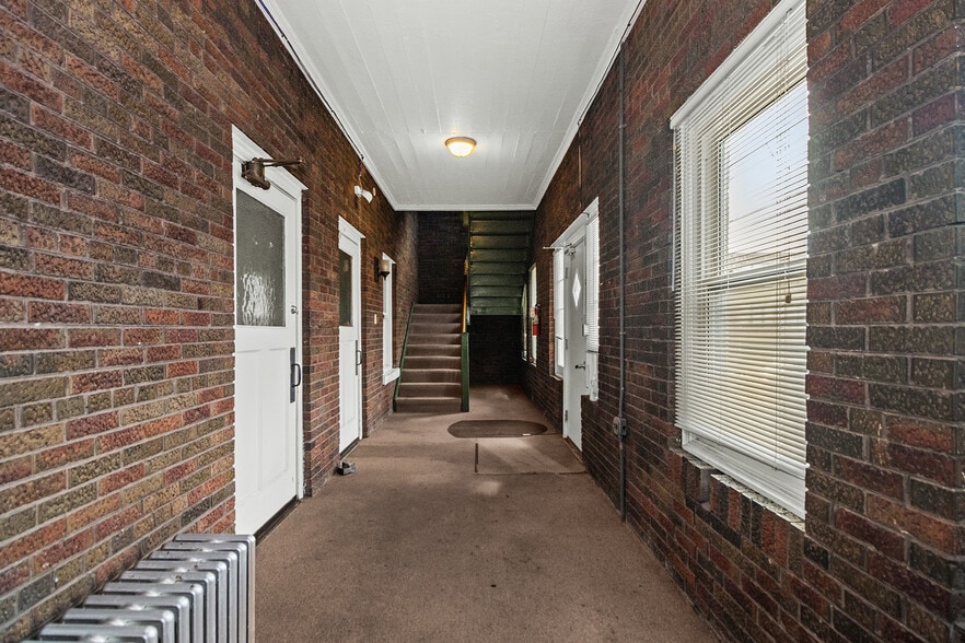 More Photos Of 4925-4933 W Patterson Ave, Chicago Apartments For Sale