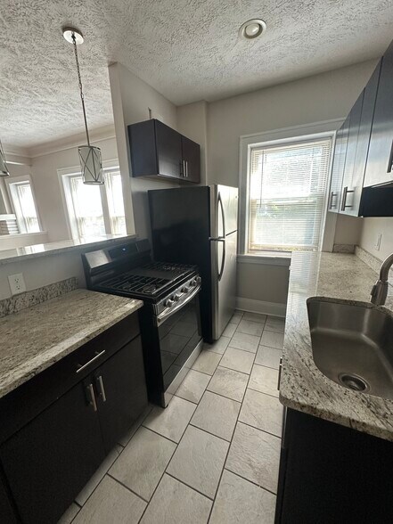 More Photos Of 2740 Hampshire Rd, Cleveland Heights Apartments For Sale