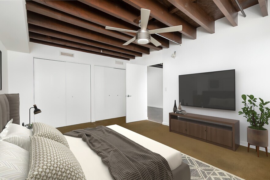 More Photos Of 2100 Abbot Kinney Blvd, Venice Office For Lease