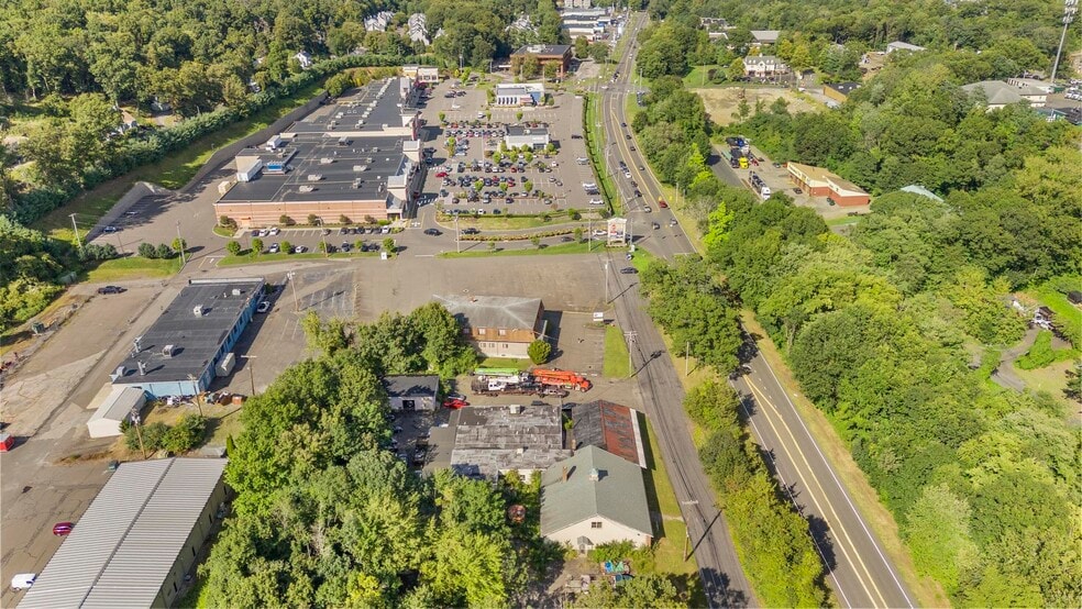 More Photos Of 435 Bridgeport Ave, Shelton Warehouse For Sale