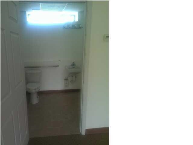 More Photos Of 139 Beal Pky SE, Fort Walton Beach Office For Sale