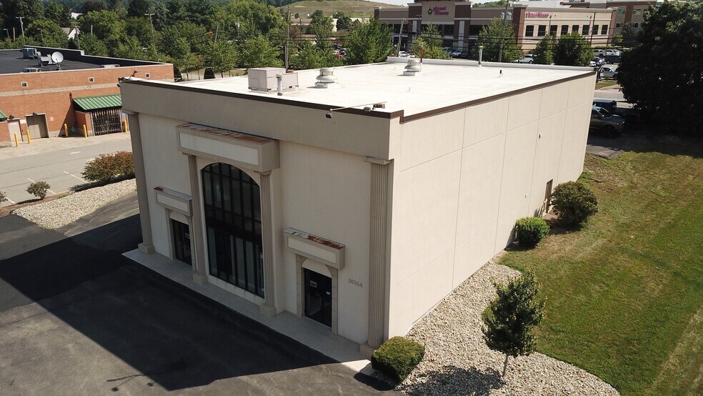 More Photos Of 20254 US 19, Cranberry Township Freestanding For Sale