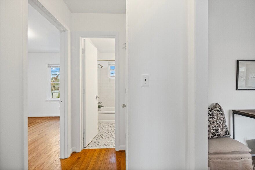 More Photos Of 1200 Liggates Rd, Lynchburg Apartments For Sale