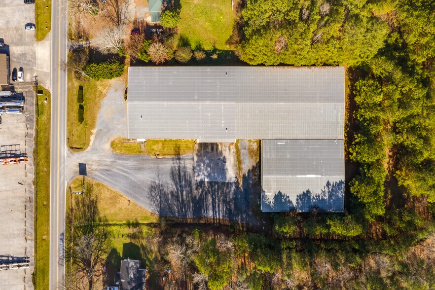 More Photos Of 520 Lovers Lane Rd, Calhoun Warehouse For Sale