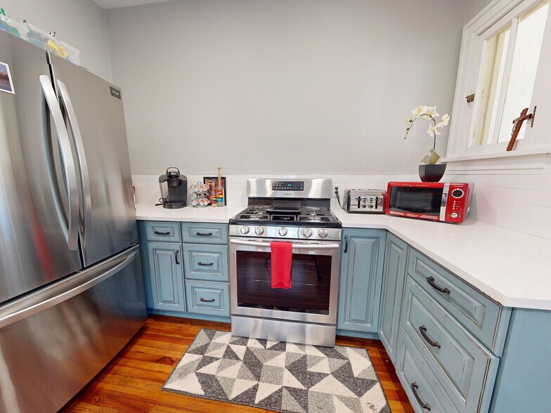 More Photos Of 215 Washington st, New Smyrna Beach Office Residential For Sale