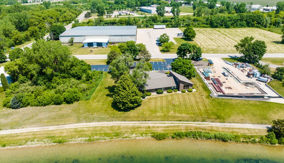 More Photos Of 1021 Proctor Dr, Elkhorn Office For Sale
