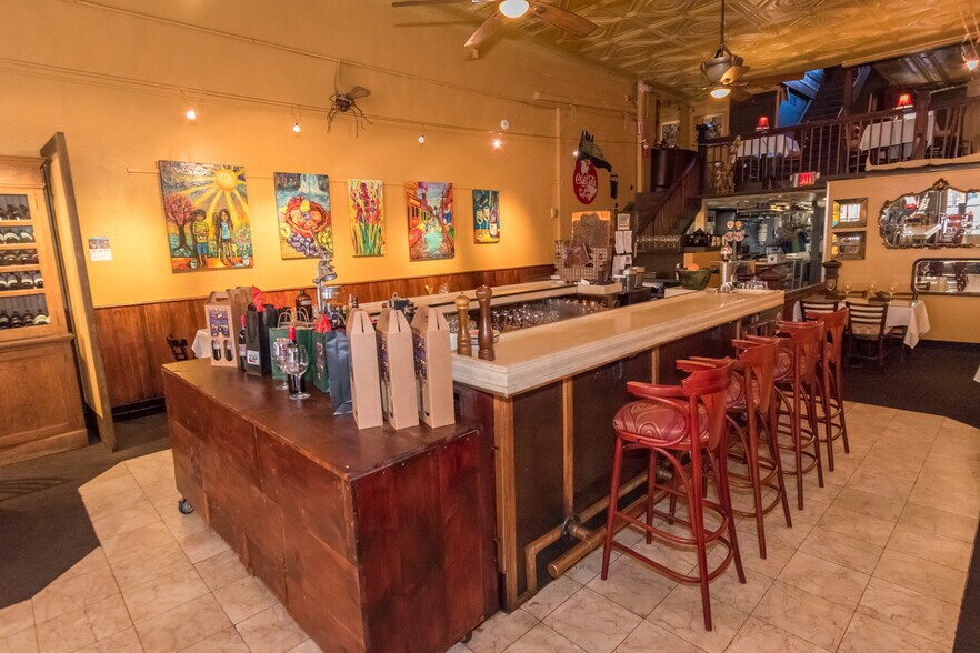 More Photos Of 35 Main St, Bisbee Restaurant For Sale