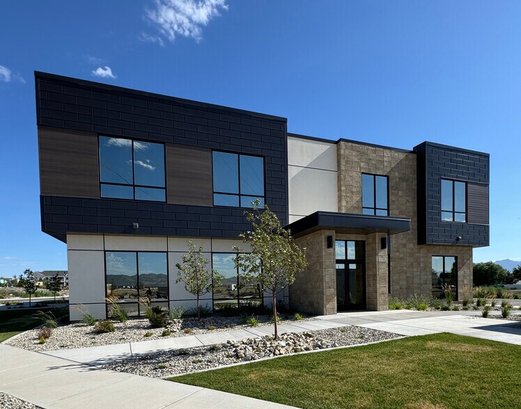 More Photos Of 5089 W 11800 S, Herriman Office For Sale