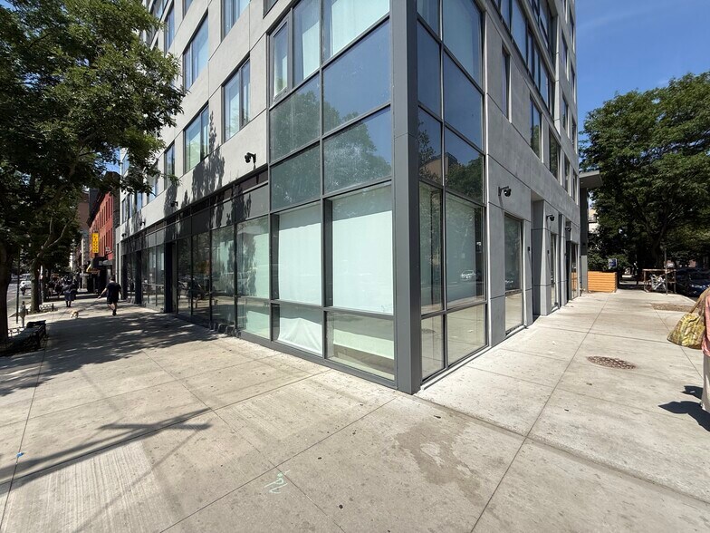 More Photos Of 52 4th Ave, Brooklyn Apartments For Lease