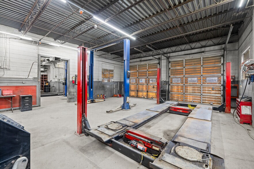 More Photos Of 16855 Oak St, Dillwyn Service For Sale