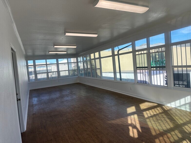 More Photos Of 6200-6300 Wilmington Ave, Los Angeles Restaurant For Lease