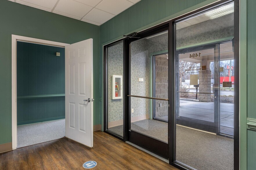 More Photos Of 1494 Stuart Rd NE, Cleveland Medical For Lease