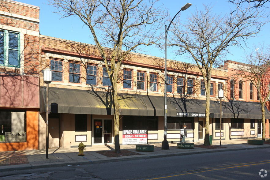 Primary Photo Of 17 N Washington St, Ypsilanti Restaurant For Lease