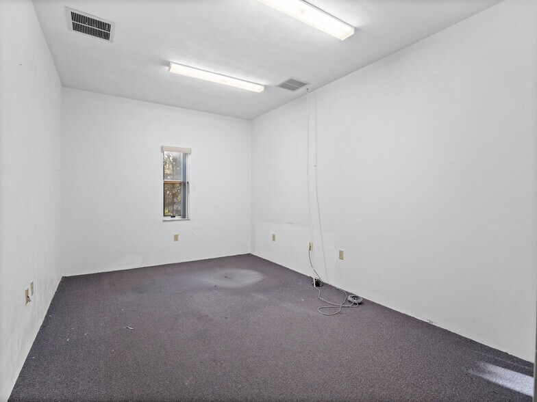 More Photos Of 4015 N Highway 1, Cocoa Office For Lease