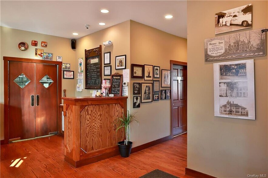 More Photos Of 243-249 Orange Tpke, Sloatsburg Restaurant For Sale