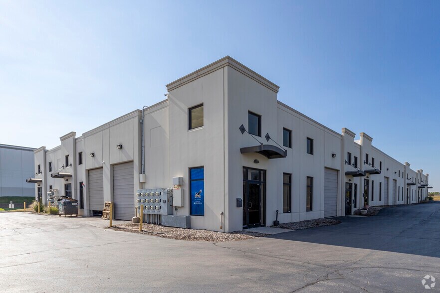 More Photos Of 9550 W Sergo Dr, McCook Light Distribution For Lease