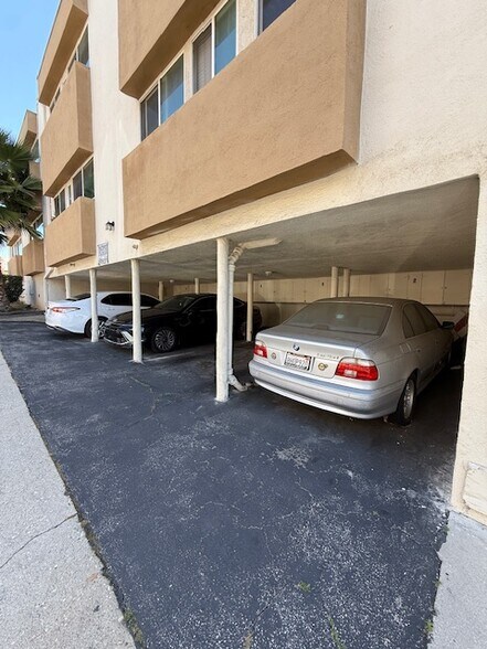 More Photos Of 1530 E Broadway, Glendale Apartments For Sale