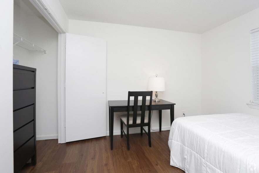 More Photos Of 1146 Old Central Rd, Central Apartments For Sale