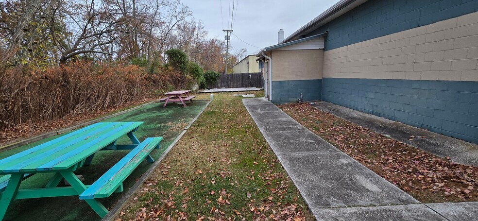 More Photos Of 371 S Route 47, Green Creek Warehouse For Lease