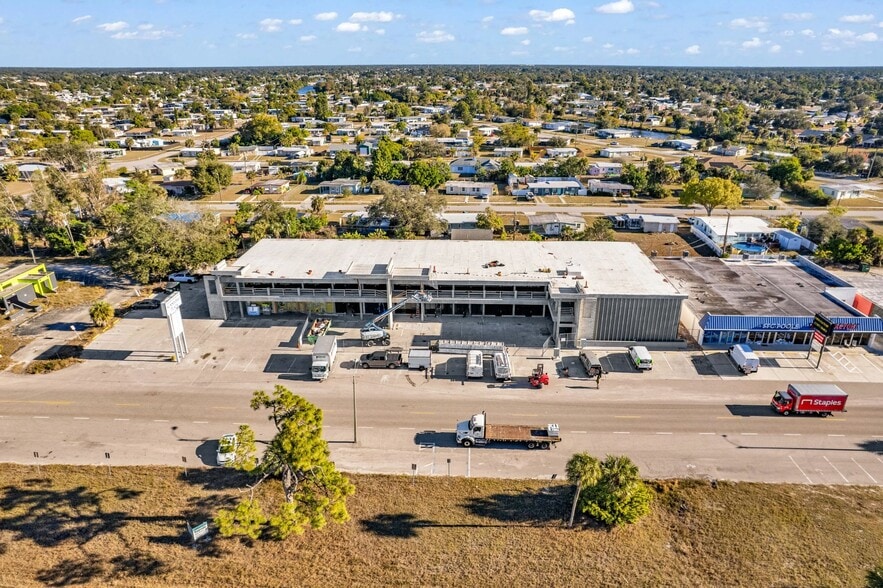 Primary Photo Of 3596 Tamiami Trl, Port Charlotte Unknown For Lease