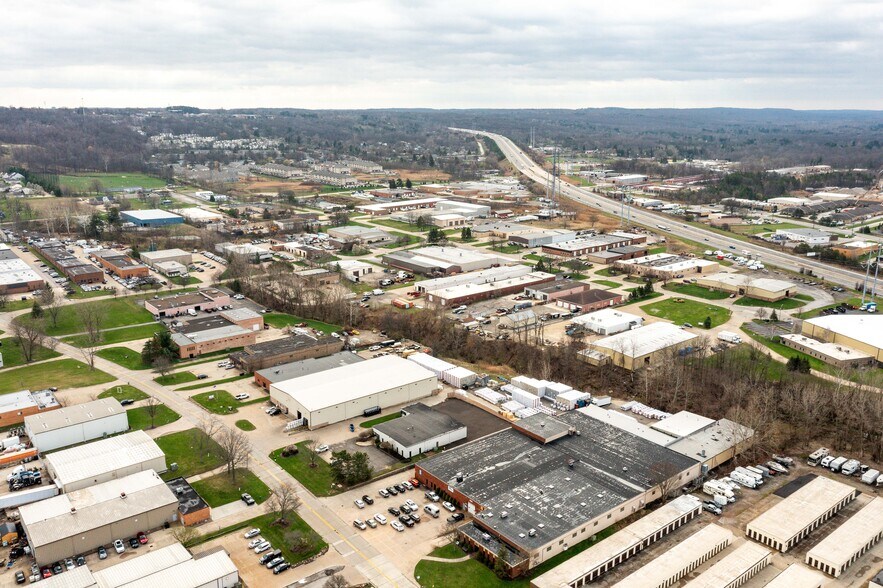 More Photos Of 9941 York Theta Dr, North Royalton Service For Lease