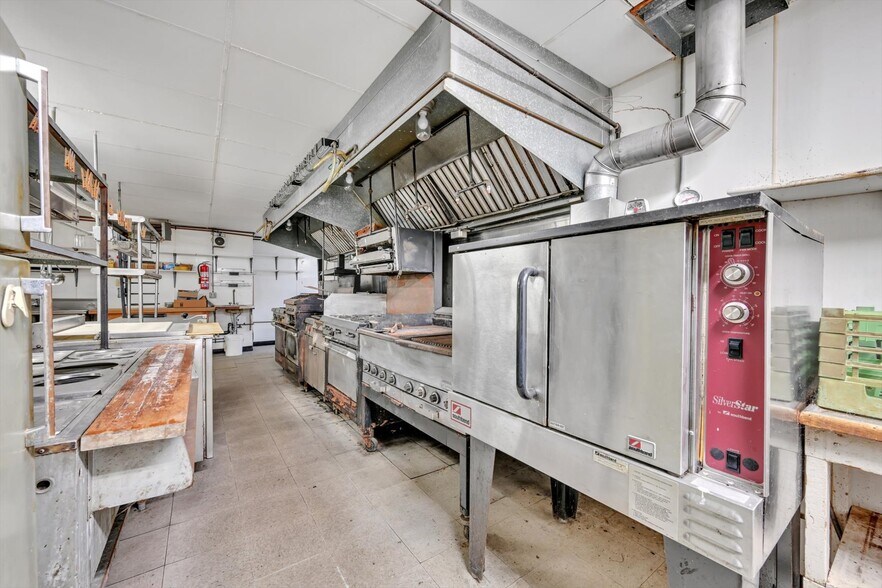 More Photos Of 349 Huffs Church Rd, Mertztown Restaurant For Sale