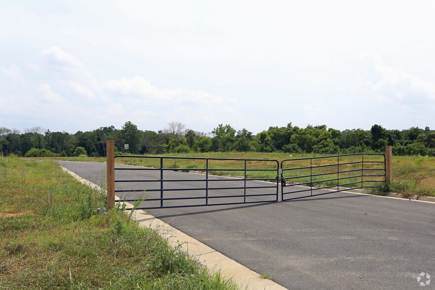 More Photos Of 4545 Lee Hwy, Warrenton Land For Sale