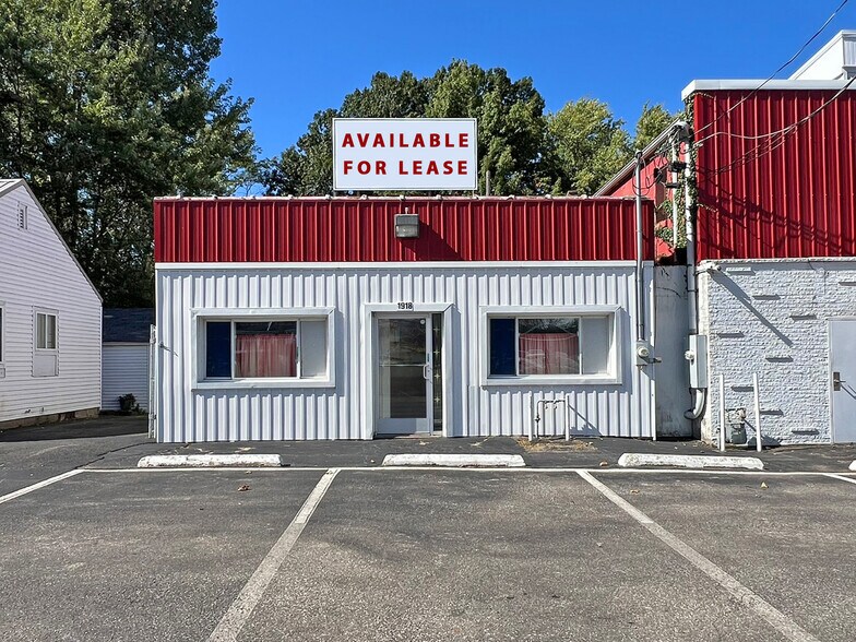 Primary Photo Of 1918 Buffalo Rd, Erie General Retail For Lease