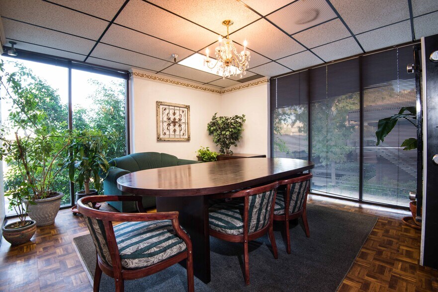 More Photos Of 2801 Camino del Rio S, San Diego Office For Lease