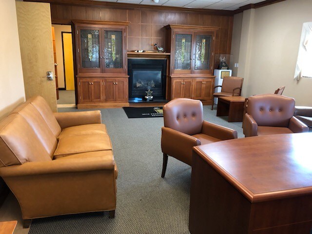 More Photos Of 5324 Dixie Hwy, Louisville Auto Dealership For Sale