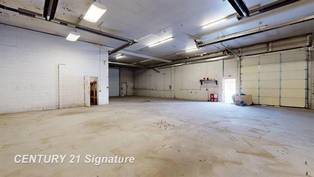 More Photos Of 2122 E Hemphill Rd, Burton Warehouse For Sale