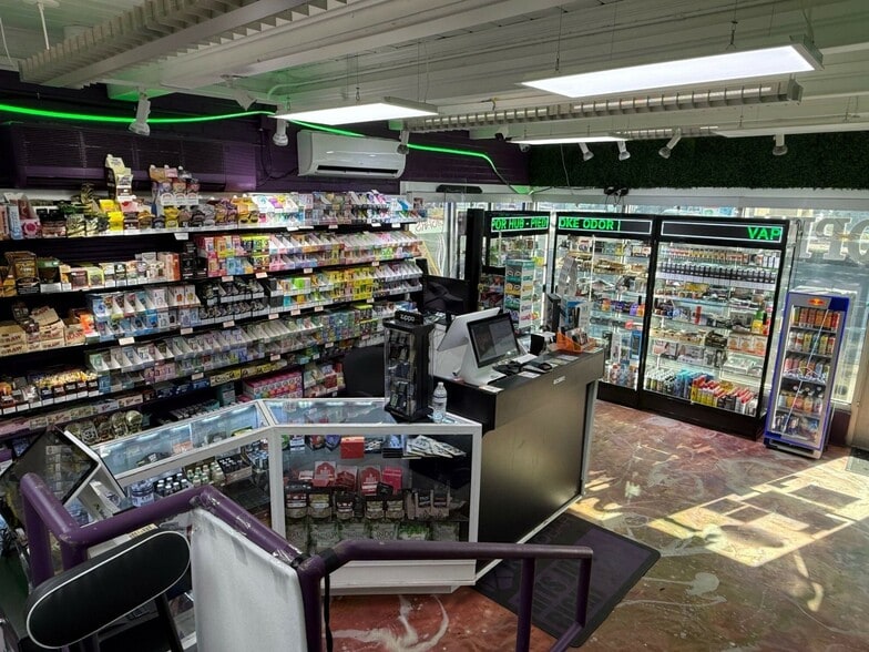 More Photos Of 590 Piedmont Ave NE, Atlanta General Retail For Lease