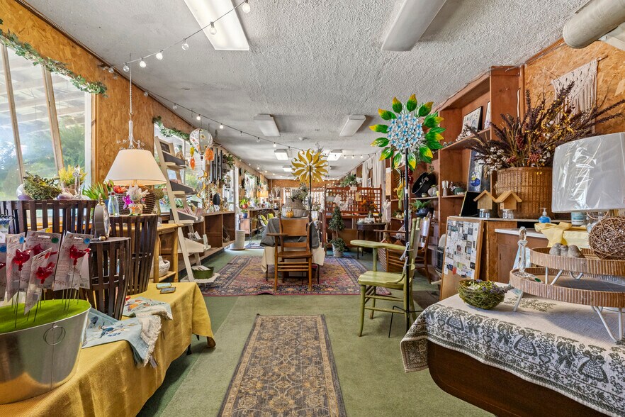 More Photos Of 649 Columbia Rd, Chester General Retail For Sale