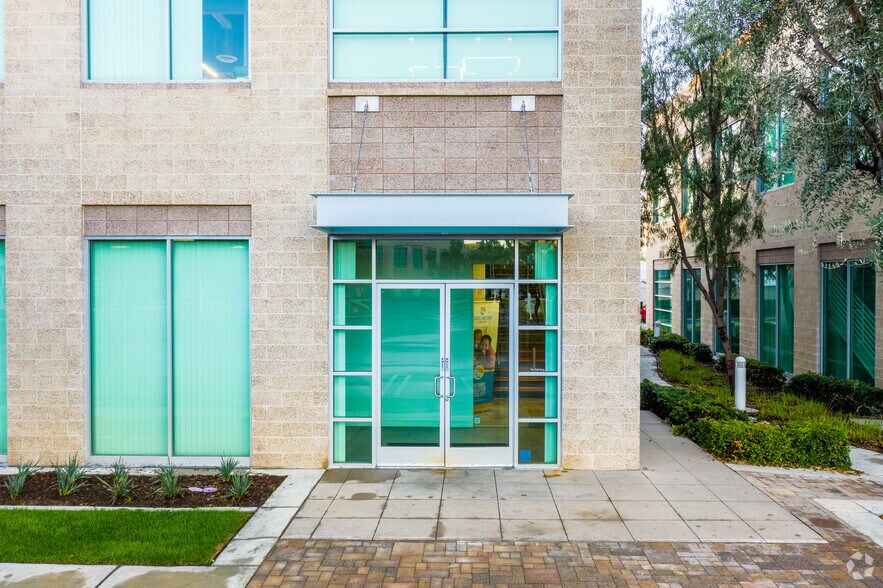 More Photos Of 8961 Research Dr, Irvine Office For Sale