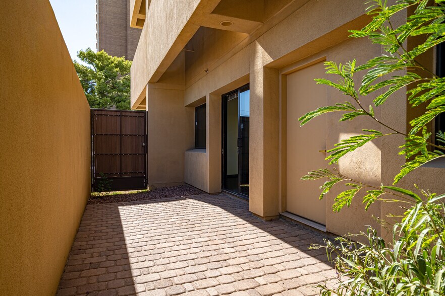 More Photos Of 3839 N 3rd St, Phoenix Office For Lease